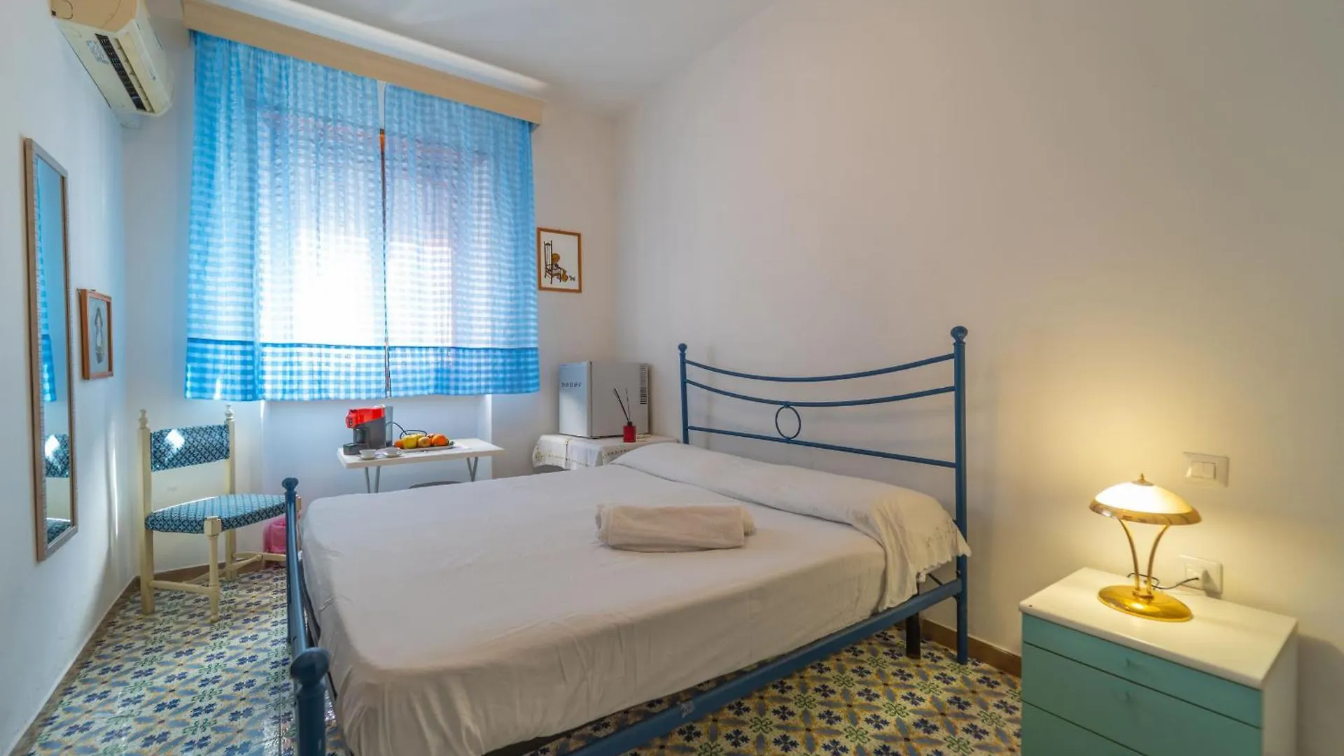 Emilia Room 2 Olbia